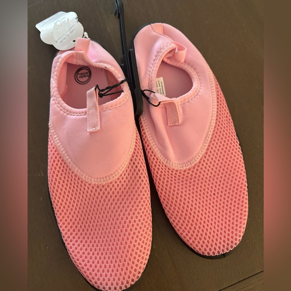 Girls Pink Slip-On Water Shoe Sz 4/5 New